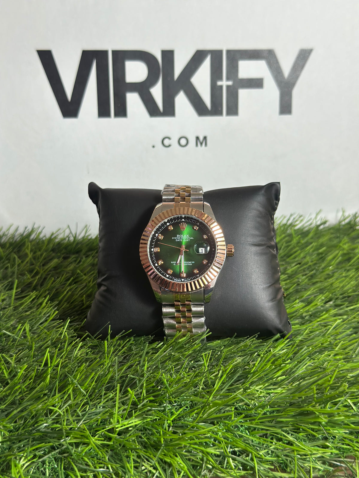 Premium Copper Green Dial Watch — Fluted Bezel & Jubilee Style Bracelet