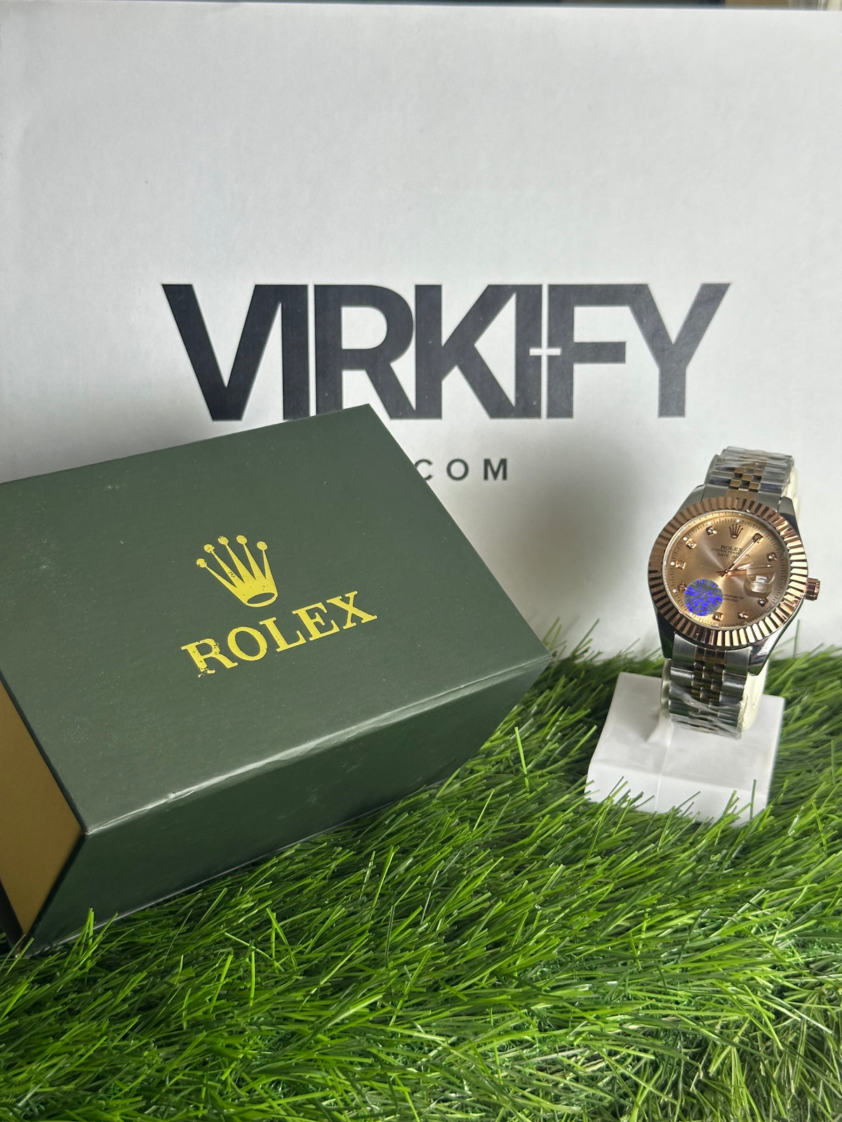 Premium Copper Green Dial Watch — Fluted Bezel & Jubilee Style Bracelet