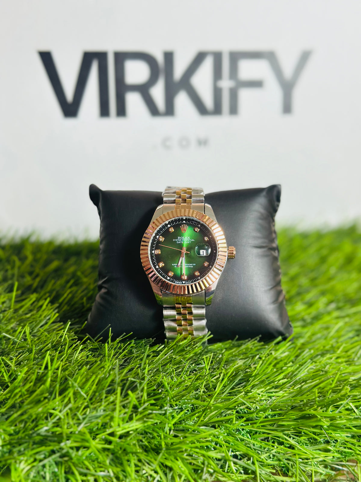 Premium Copper Green Dial Watch — Fluted Bezel & Jubilee Style Bracelet