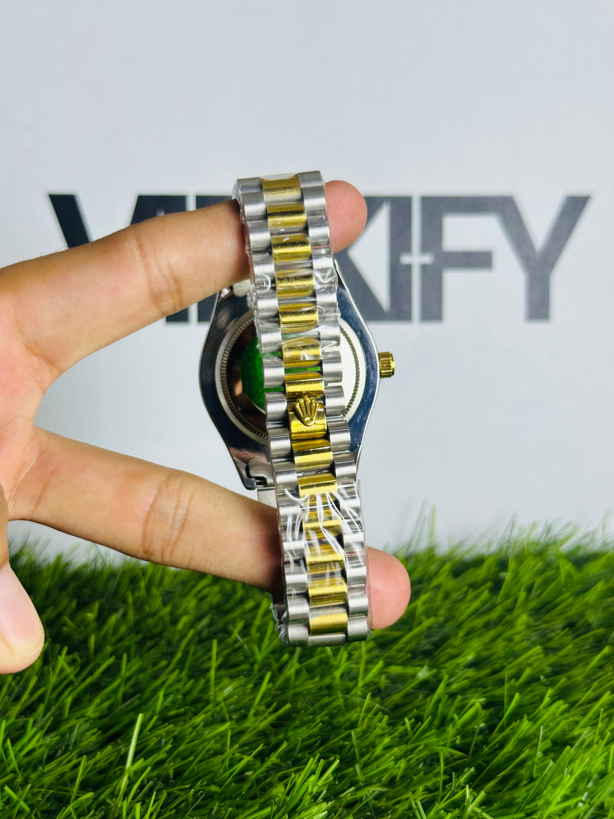 Prestige Dual-Tone Watch — Diamond Accents & Presidential Bracelet