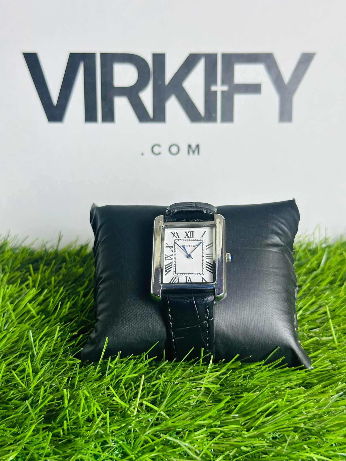Old Money Classic Rectangular Vintage Watch — Roman Numeral Dial