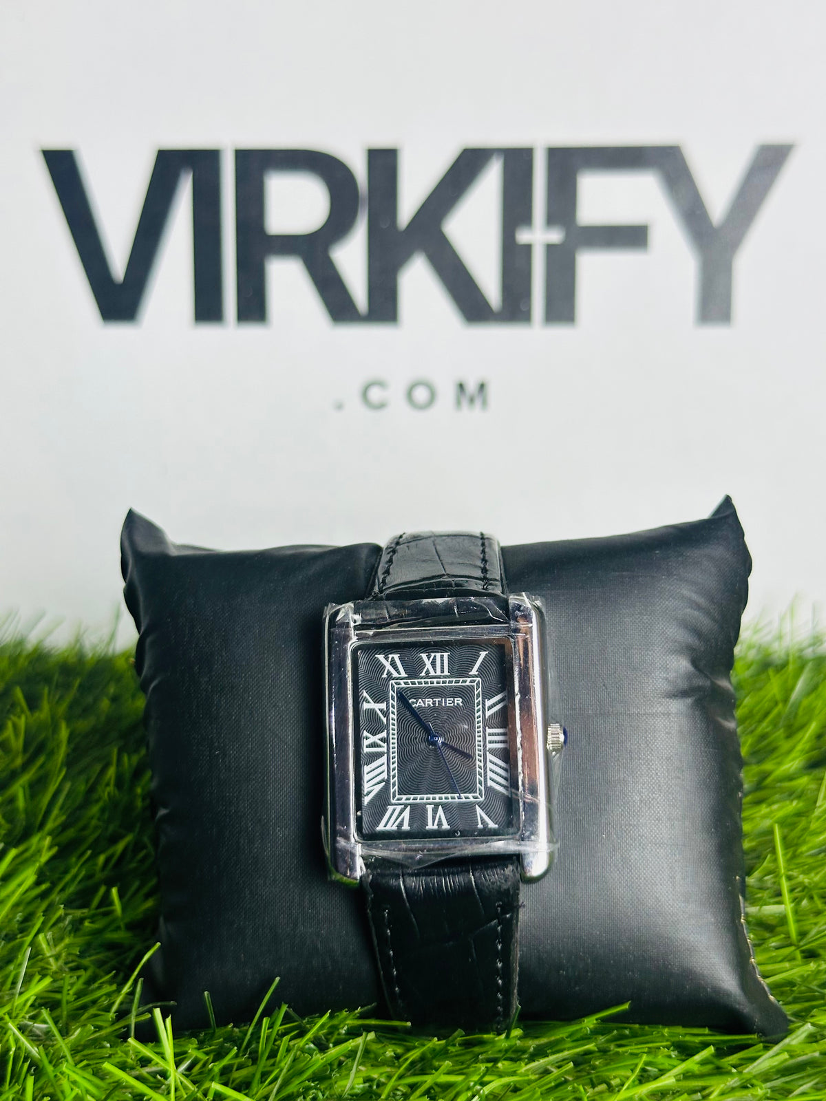 Old Money Classic Rectangular Vintage Watch — Roman Numeral Dial